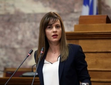 Έφη Αχτσιόγλου: Για την αύξηση του κατώτατου μισθού από τον Ιανουάριο εργάζεται η κυβέρνηση
